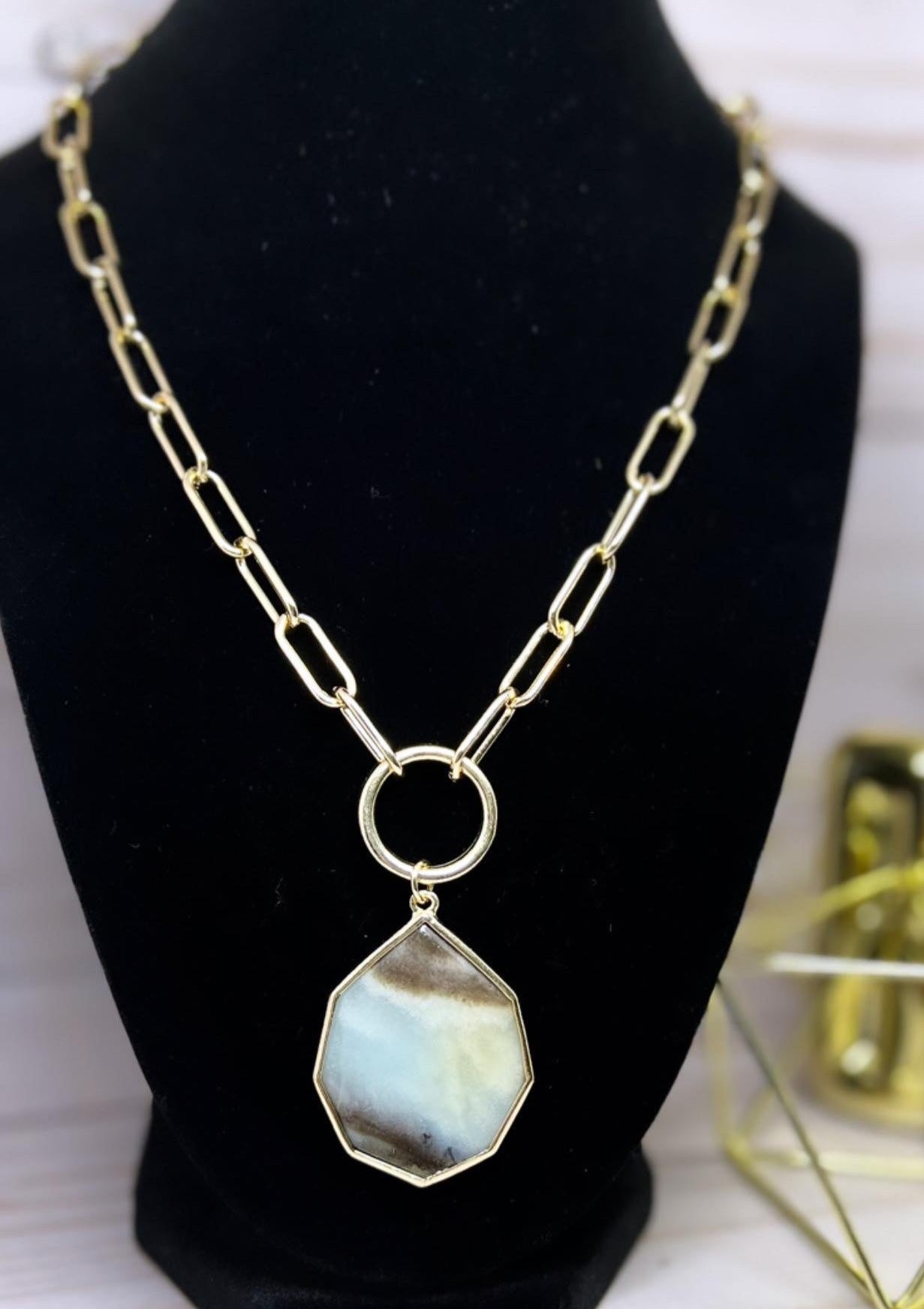 Glamour Natural Stone Necklace